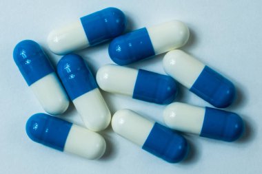 Masada uyuşturucu bulunan tıbbi kapsül..