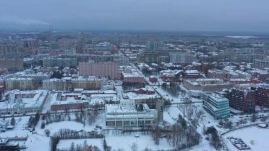 Arkhangelsk, Rusya - 1 Ocak 2021: Kış manzarası, şehrin en üst manzarası.