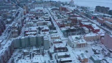 Arkhangelsk, Rusya - 1 Ocak 2021: Kış manzarası, şehrin en üst manzarası.