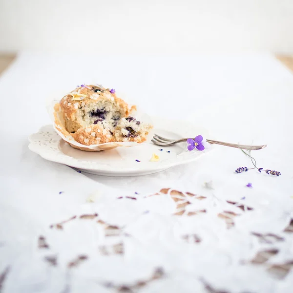 Homemade muffin with blueberries — Stock Photo, Image