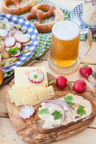 Piatto di formaggio rustico — Foto Stock