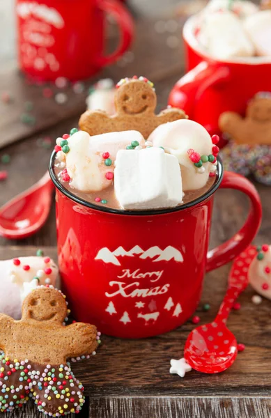Varm Choklad Med Marshmallows Och Färgglada Socker Strössel — Stockfoto
