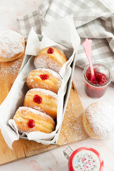 Deliciosos Donuts Alemães Cheios Geleia Açúcar — Fotografia de Stock