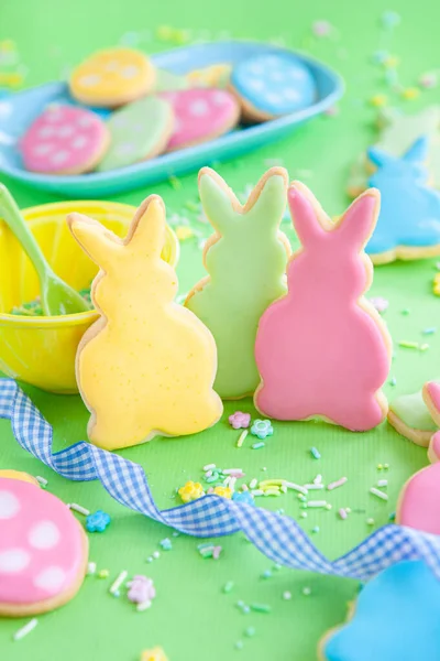 Cute Sugar Cookies Shape Bunnies Easter — Stock Photo, Image