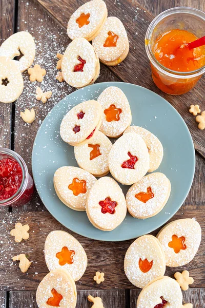 Biscotti Zucchero Ripieni Marmellata Una Buona Pasqua — Foto Stock