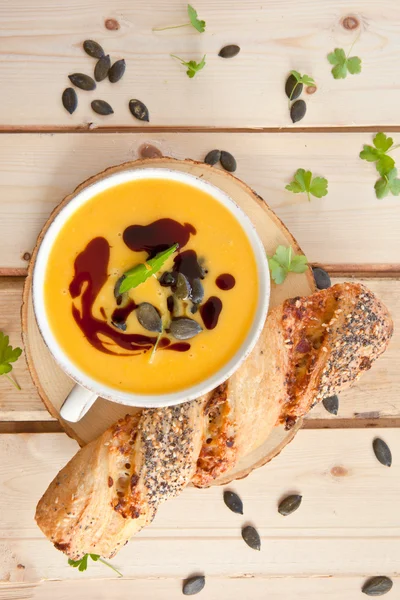 自家製のカボチャ スープ — ストック写真