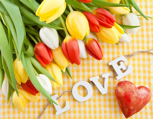 Fresh bouquet of tulips — Stock Photo, Image