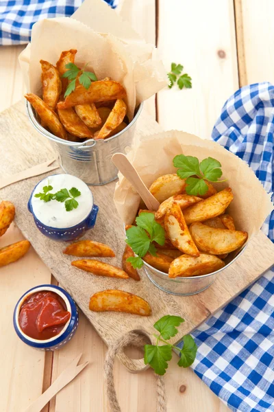 Cales de pommes de terre fraîches — Photo