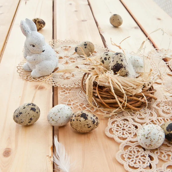 Easter nest with quail eggs — Stock Photo, Image