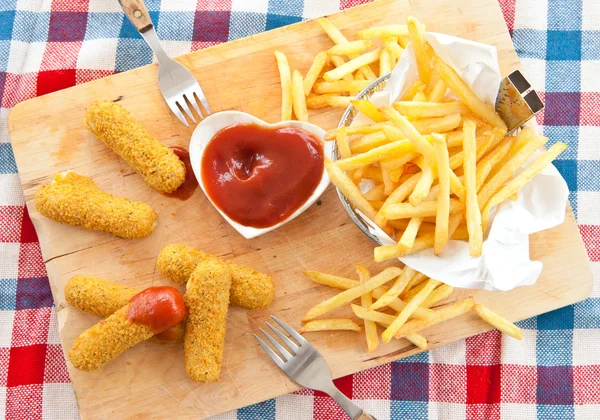 Fries and Mozzarella Sticks — Stock Photo, Image