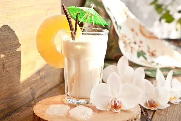 Pina Colada mit Ananas — Stockfoto