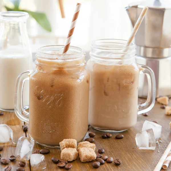 Iced coffee in vintage jar — Stock Photo, Image