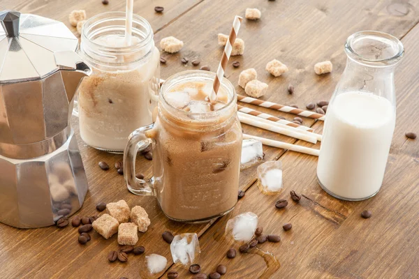 Iced coffee in vintage jar — Stock Photo, Image