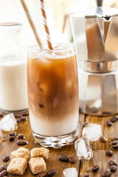 Café helado en vaso alto — Foto de Stock