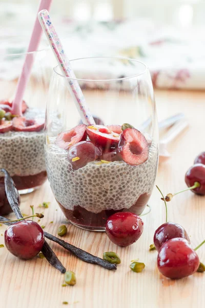 Chia Pudding with fresh cherries — Stock Photo, Image