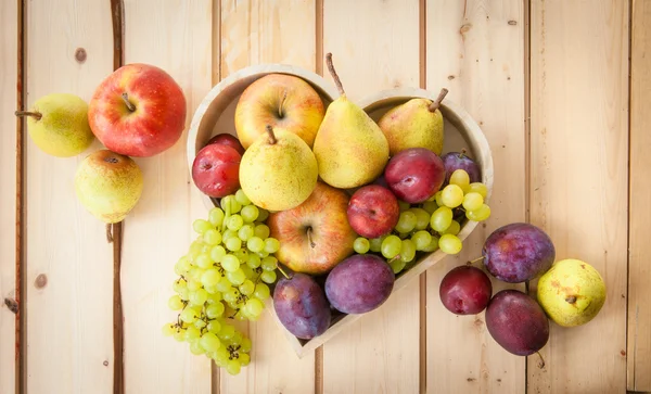 Frutas frescas de otoño — Foto de Stock