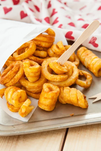 Pittige krullend frietjes — Stockfoto