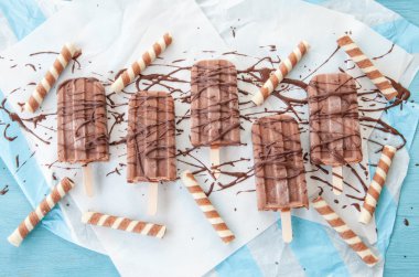Ev yapımı dondurulmuş popsicles