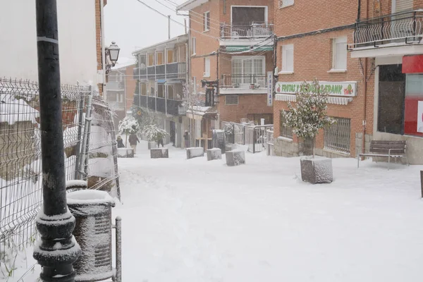 Manzanares Real Madrid España Enero 2021 Tormenta Nieve Calle Nevada — Foto de Stock