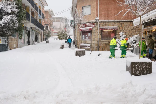 Manzanares Real Madrid España Enero 2021 Tormenta Nieve Calle Nevada — Foto de Stock