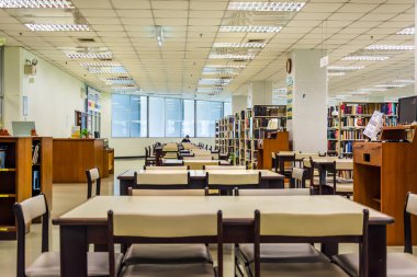 Chulalongkorn Üniversitesi, Bangkok, Tayland en eski Üniversitesi kütüphane iç