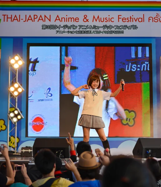 Kazumi from Sony Music performs live concert in school uniform, — Stock Photo, Image