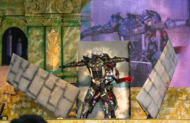 BANGKOK, THAILAND - MAY 25: Metal Gear Rising Revengeance performance on stage using special effects in Oishi World Cosplay Fantastic 7 on May 25, 2013. Metal Gear Rising is a famous video game worldwide.