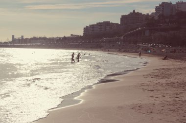 Yüzme insanlar sunny Beach