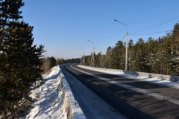 Chita şehrinin çevre yolu. 