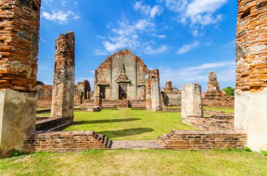 Wat Phra Sri Rattana Mahathat.