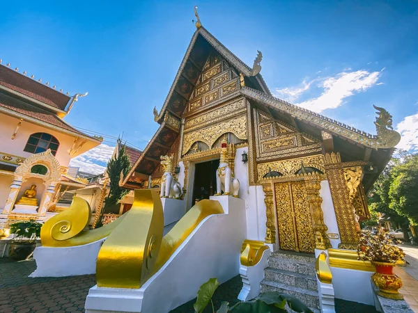 Wat Phra Sing, templo em Chiang Rai, província de Chiang Mai, Tailândia — Fotografia de Stock