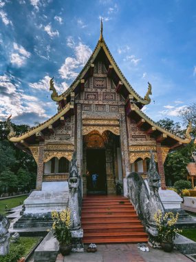 Wat Phra Singh Woramahawihan Altın Tapınağı Chiang Mai, Tayland