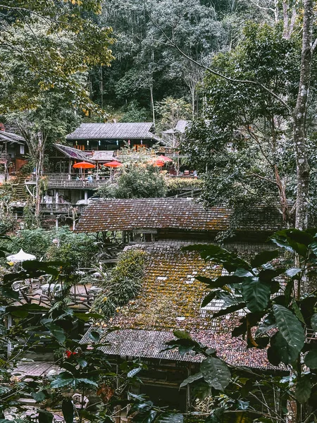 Mae Kampong aldeia de montanha na província de Chiang Mai, Tailândia — Fotografia de Stock