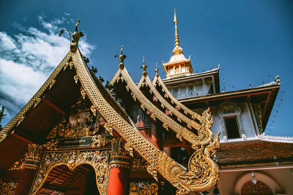 Wat Pa Dara Phirom Phra Aram Luang en Mae Rim, provincia de Chiang Mai, Tailandia — Foto de Stock