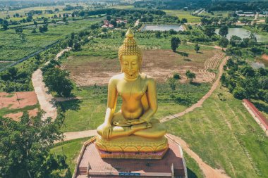 Chiang Rai 'deki Büyük Altın Buda heykeli, Chiang Mai vilayeti, Tayland
