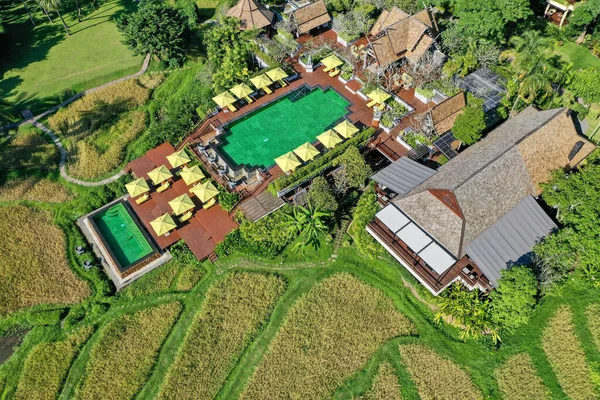 Mae Rim pirinç terasları ve Tayland 'ın Chiang Mai bölgesinde tatil köyü. — Stok fotoğraf
