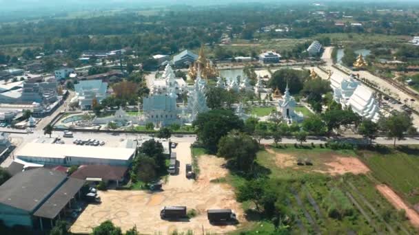 Wat Rong Khun, il Tempio Bianco di Chiang Rai, provincia di Chiang Mai, Thailandia — Video Stock