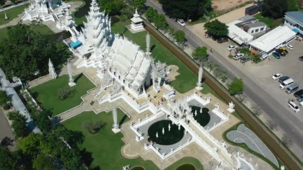 Wat Rong Khun, il Tempio Bianco di Chiang Rai, provincia di Chiang Mai, Thailandia — Video Stock