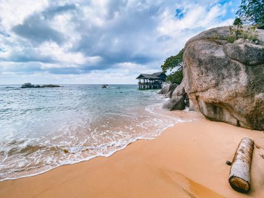 Koh Tao 'daki plaj manzarası, Samui bölgesi, Tayland, Güneydoğu Asya. Yüksek kalite fotoğraf