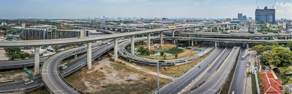 Tayland, Bangkok 'ta Erawan 3' ün baş fil heykeli görünüyor. — Stok fotoğraf