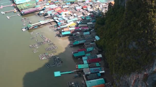 Panyee pêcheur village flottant à Phang Nga, Thaïlande — Video