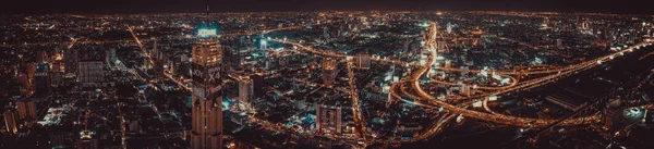 Siam e Rachathewi viste dall'alto di notte a Bangkok Thailandia — Foto Stock