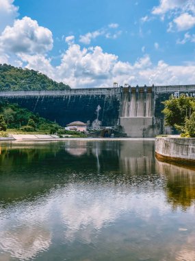 Tayland, Saraburi 'deki Khun Dan Prakarn Chon Barajı
