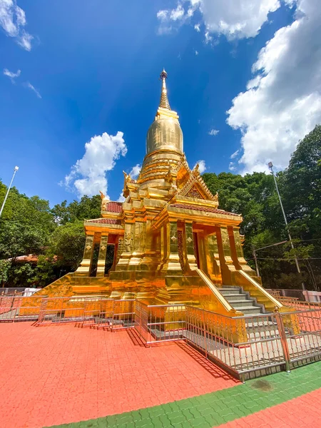 Kanchanaburi ναός στην Ταϊλάνδη — Φωτογραφία Αρχείου
