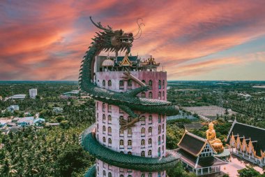 Nakhon Pathom, Tayland 'daki Ejder Tapınağı Wat Samphran