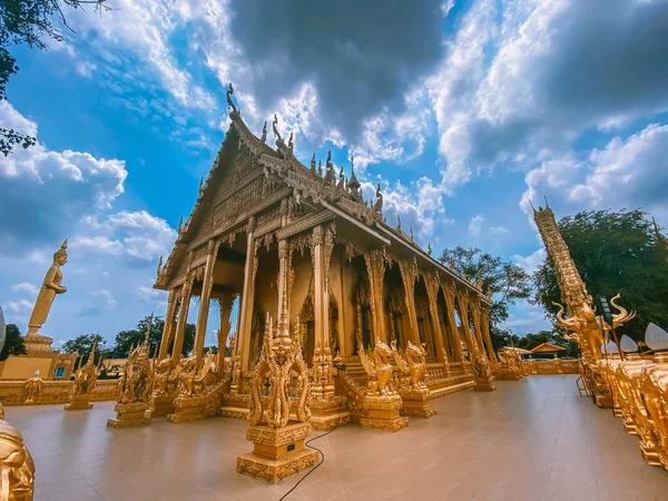 Wat Paknam Jolo in Chachoengsao, thailand — Stock Photo, Image