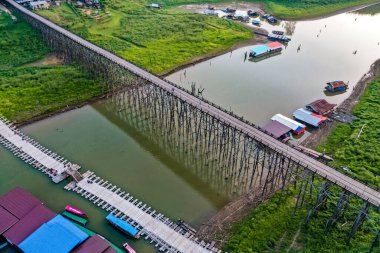 Mon Köprüsü, Sangkhlaburi 'de eski ahşap köprü, Kanchanaburi, Tayland