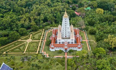 Wat Yannasang Savaş Tapınağı, Bodh Gaya Chedi, Bodhagaya Stupa Replica, Wat Yan, Pattaya, Chonburi, Tayland.