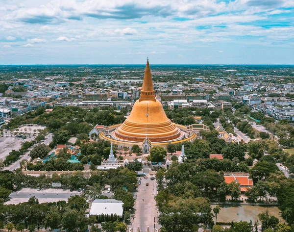 Wat Phra Pathom Chedi Ratchaworamahawihan ή Wat Phra Pathommachedi Ratcha Wora Maha Wihan, στο Nakhon Pathom, Ταϊλάνδη — Φωτογραφία Αρχείου