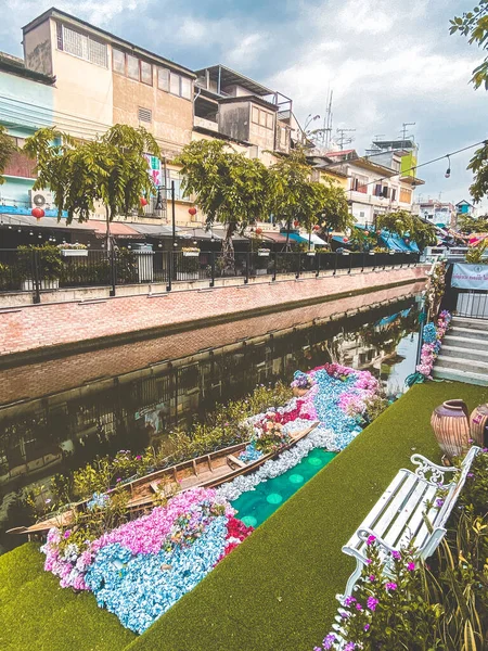 Khlong Ong Ang Canal, in Chinatown während der Sperrung, Bangkok, Thailand — Stockfoto
